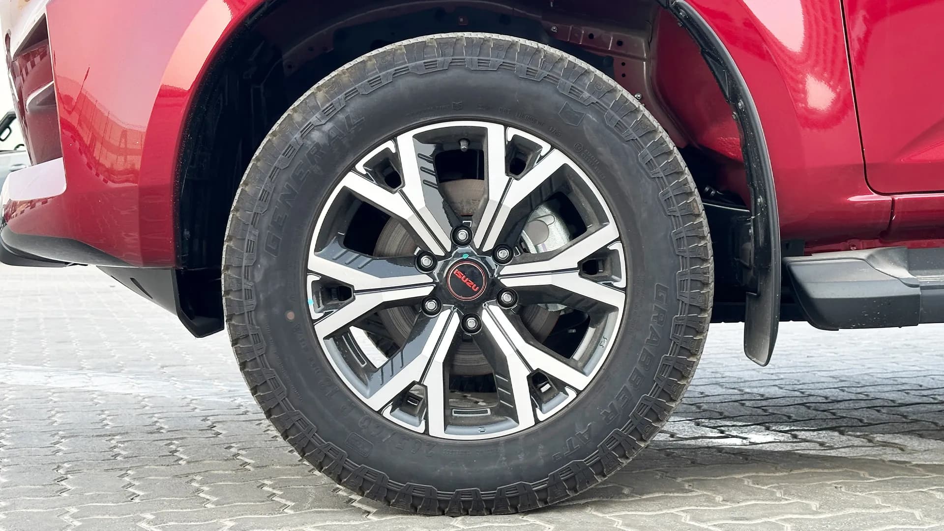 Vehicle image 8