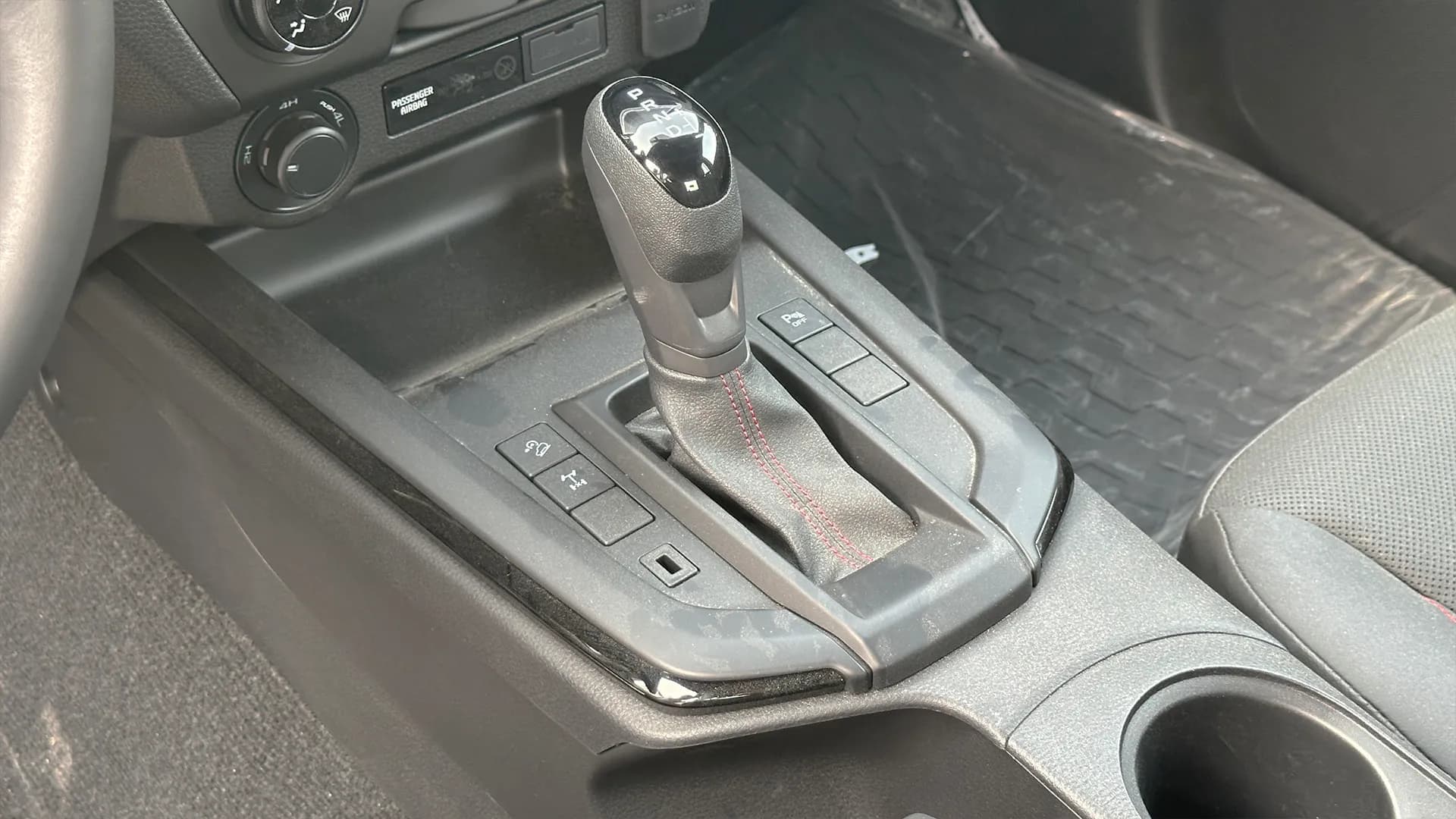 Vehicle image 18