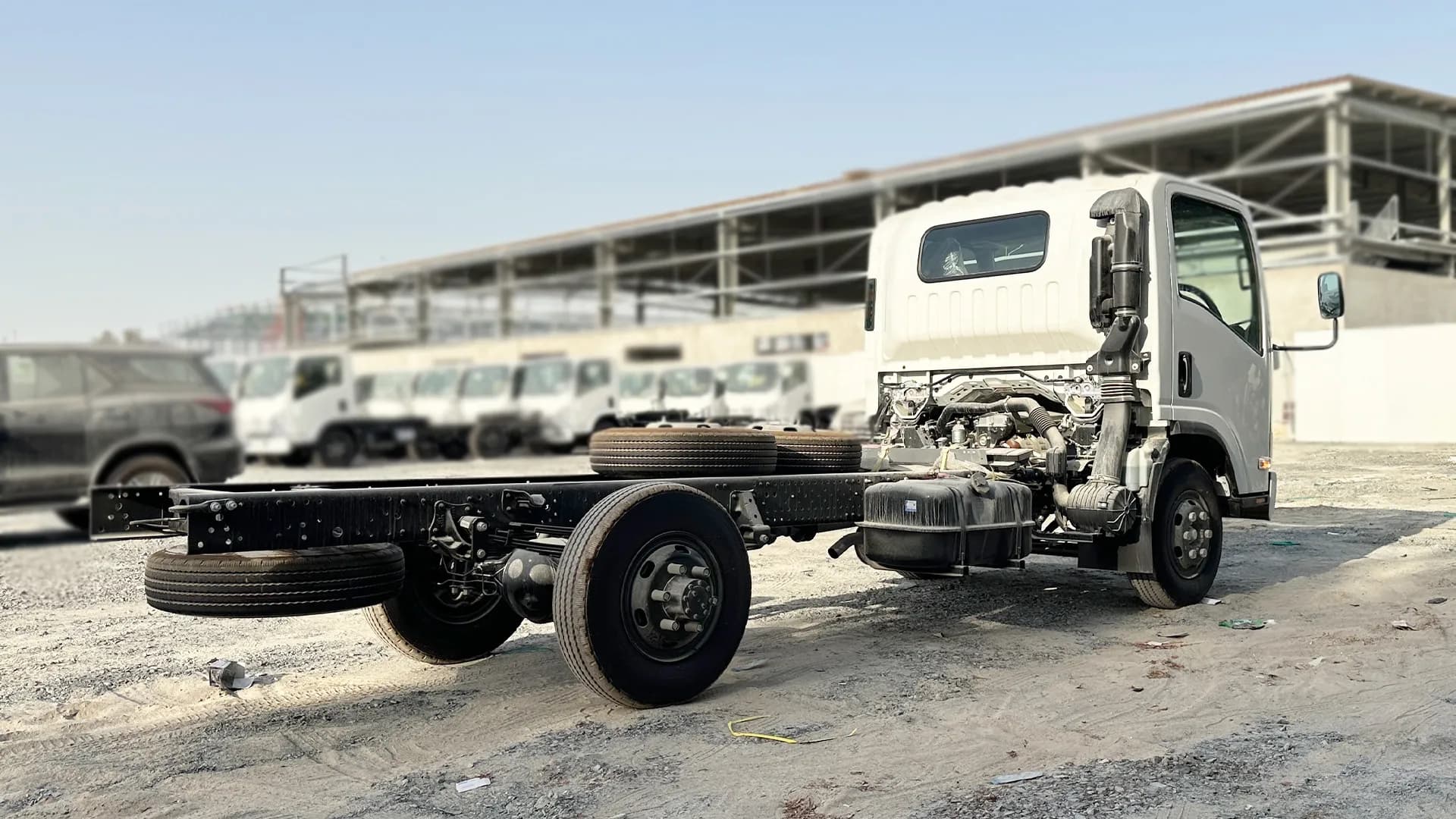 Vehicle image 4