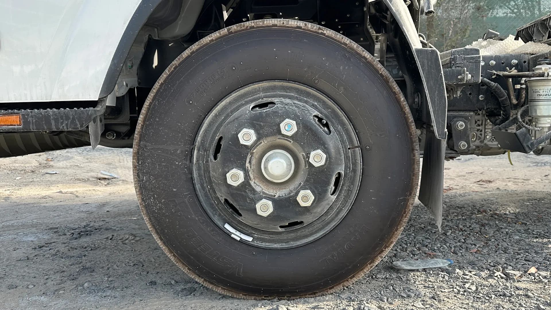 Vehicle image 8